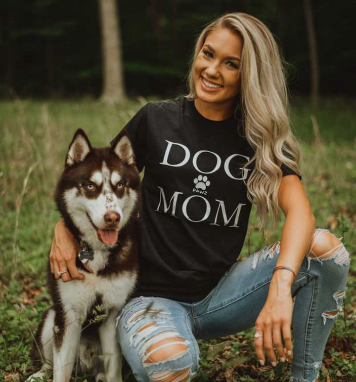 B/W Dog Mom (Adult Short Sleeve T-Shirt)